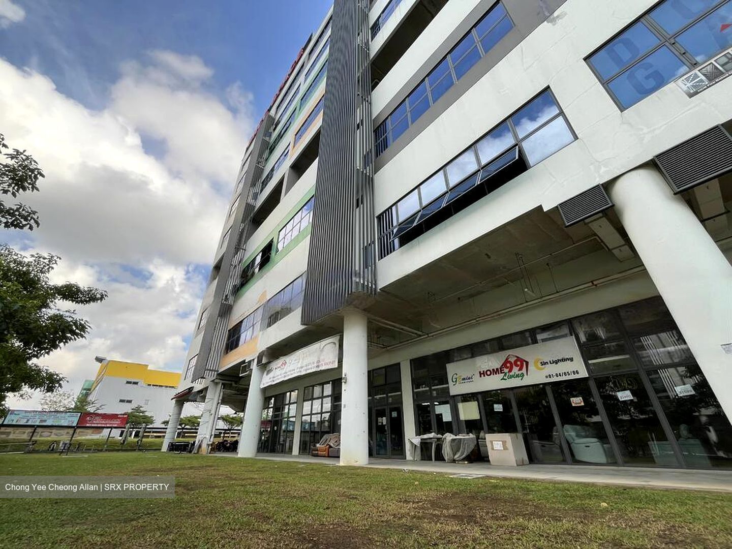 BHCC Space (D18), Factory #472942611